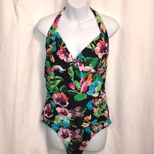 ⭐️EUC Catalina One-piece Waist-flattering Swimsuit